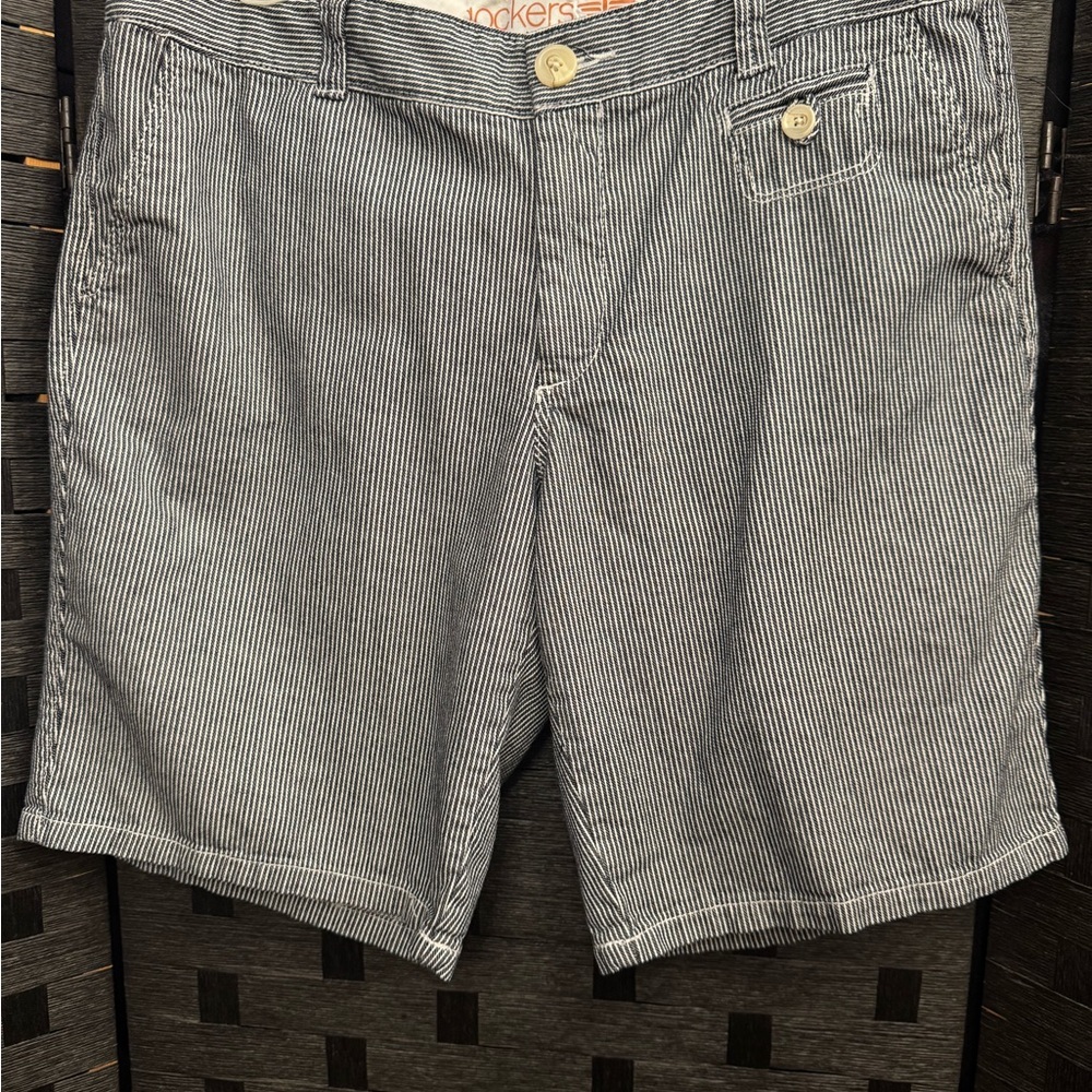 Dockers womens Striped Shorts in Black and White